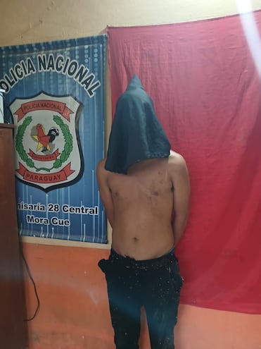 Joven de 17 años es detenido con motocicleta robada y un arma de fuego.