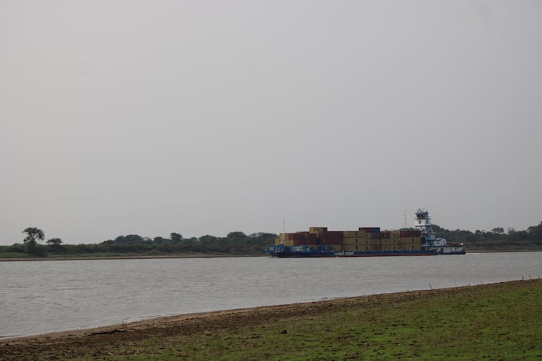 Río Paraguay con un leve repunte en el puerto de Pilar.