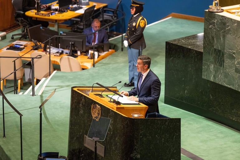 Santiago Peña, durante su discurso ante la Asamblea General de la ONU el martes en Nueva York (Estados Unidos). EFE/ Presidencia De Paraguay