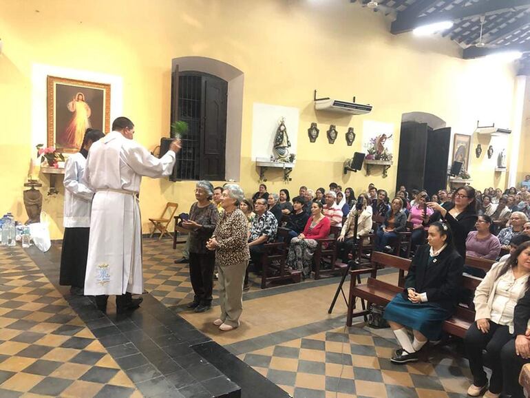 El protagonismo del laico en la Iglesia fue el tema del novenario de la Virgen del Rosario, en Lambaré.