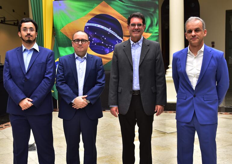 Bruno Rolim, Marcio Blois Gasparri, Marcelo Araujo y Henrique Amaral.