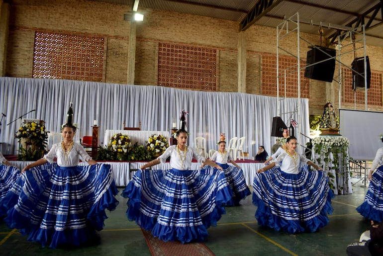 Momentos artísticos se desarrollaron al término del Día del Evangelizador.