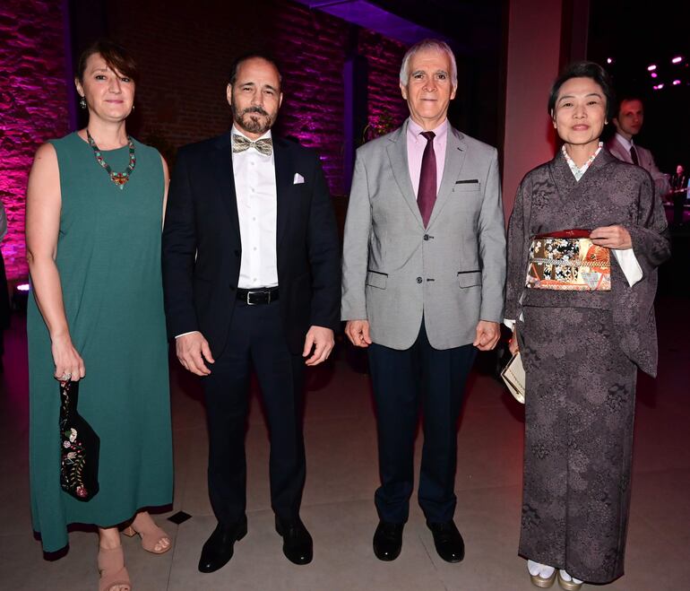 Laura Sánchez, Badreddine Abd El Moumni, embajador de Marruecos, Juan Manuel Nungaray, embajador de México y, Yoshie Takatani, embajadora de Japón. 