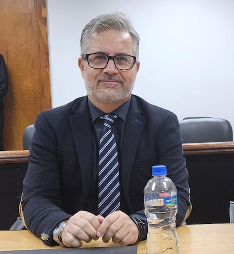 Carlos Arce, defensor público que representó a la defensa del comisario Merardo Palacios durante el juicio por torturas.