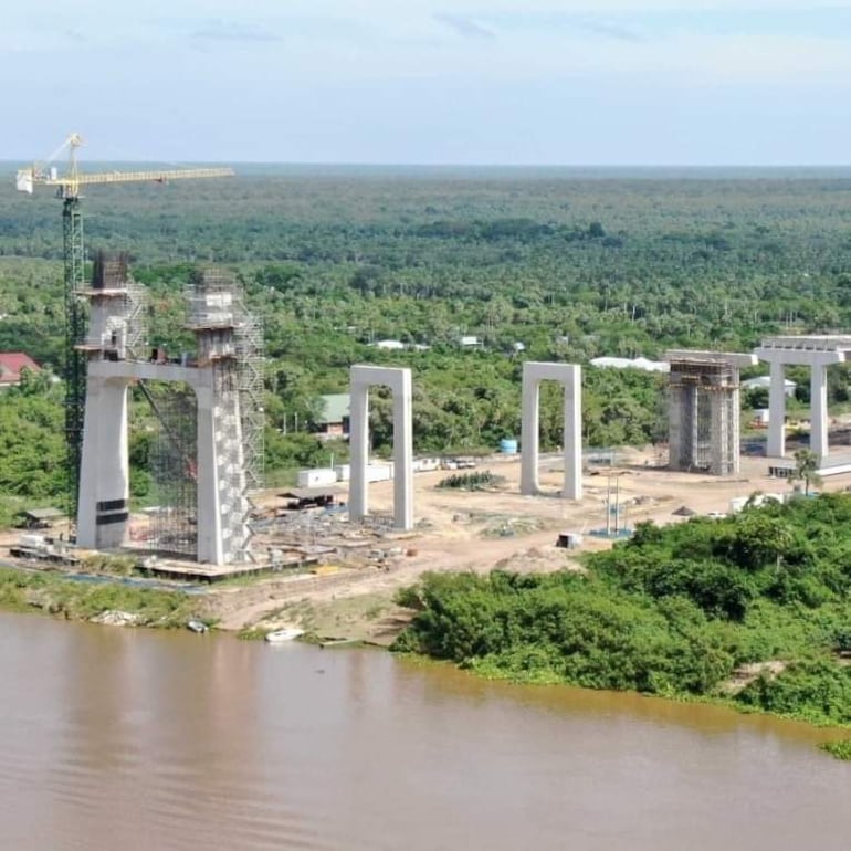 Estructura del puente del lado paraguayo.