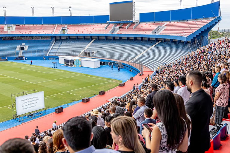 Este viernes en La Nueva Olla se inicia la asamblea mundial de los Testigos de Jehová.