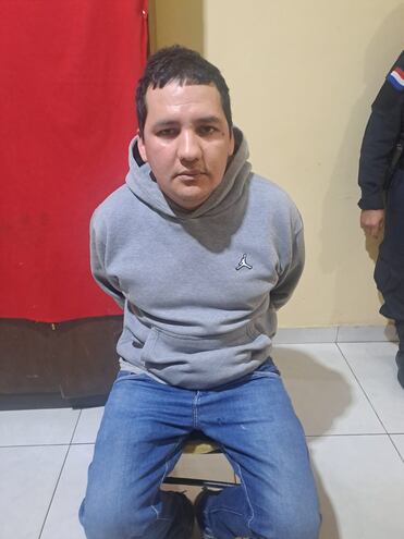 José Asunción Gavilan González, presunto violador de Coronel Oviedo, que fue detenido este viernes en Capiatá. (gentileza).