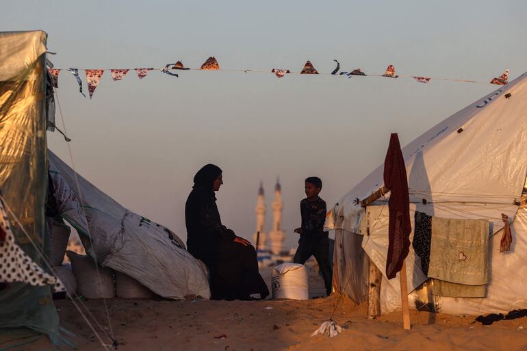 La población de Gaza empieza un Ramadán marcado por la guerra.