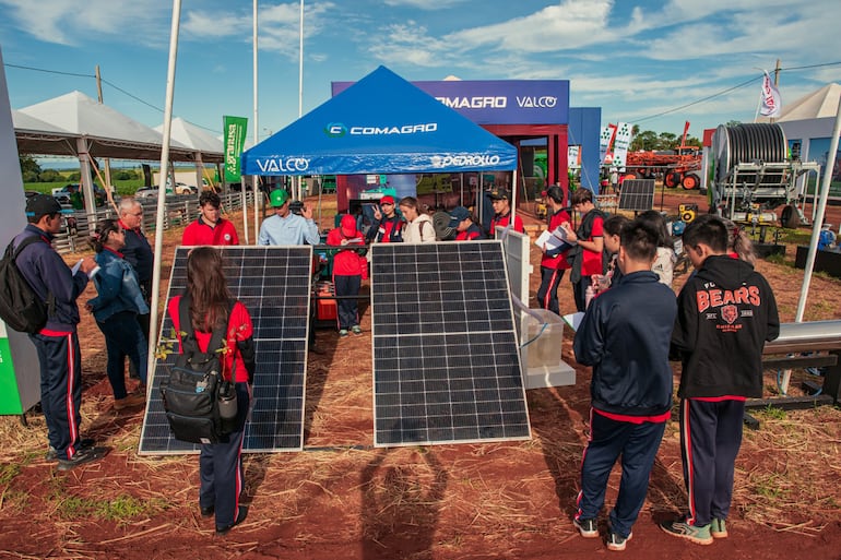 Cada año al feria Innovar recibe gran cantidad de visitantes.