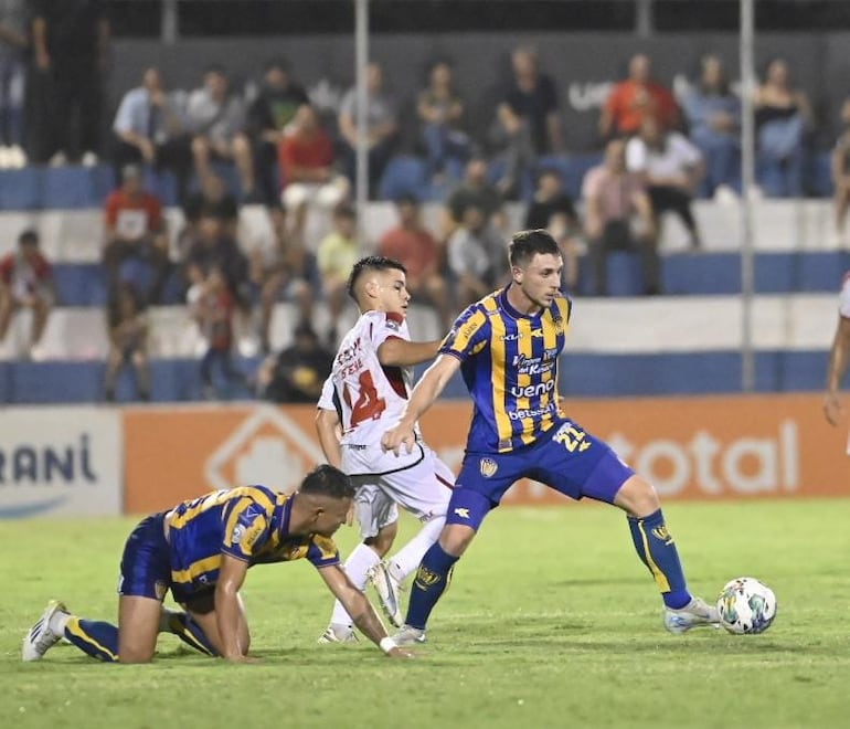 Luqueño y Tembetary empataron en la primera fecha del Apertura