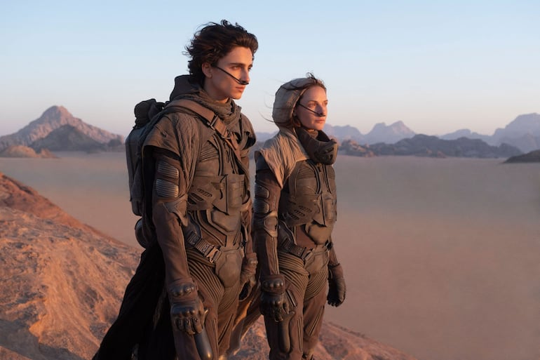 Timothée Chalamet y Rebecca Ferguson en "Duna".