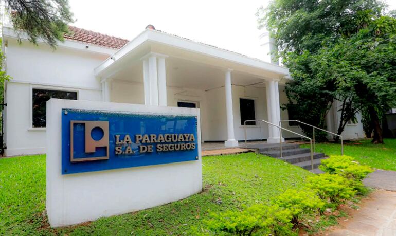 La Paraguaya SA de Seguros y Reaseguros conmemora 135 años de su fundación.