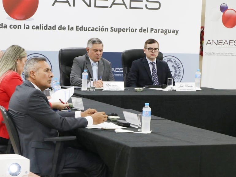 Aneaes realizó hoy su primera sesión del periodo 2025 - 2028.