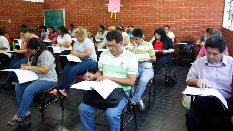 Panorama de uno de los concursos docentes realizado años atrás y en el cual un gran porcentaje se aplazó en las pruebas.