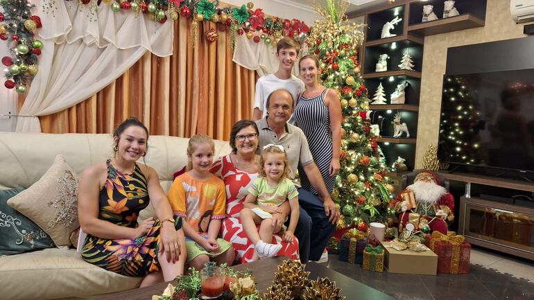 Residencia de la familia Tichler Lorenz en Capitán Meza.