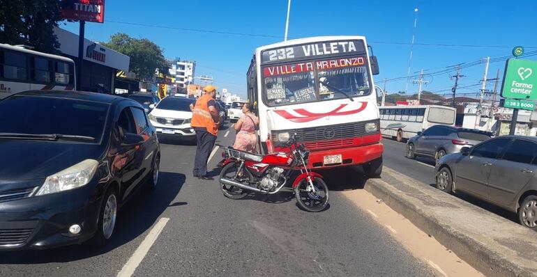 bus accidente Mariano Roque ALonso