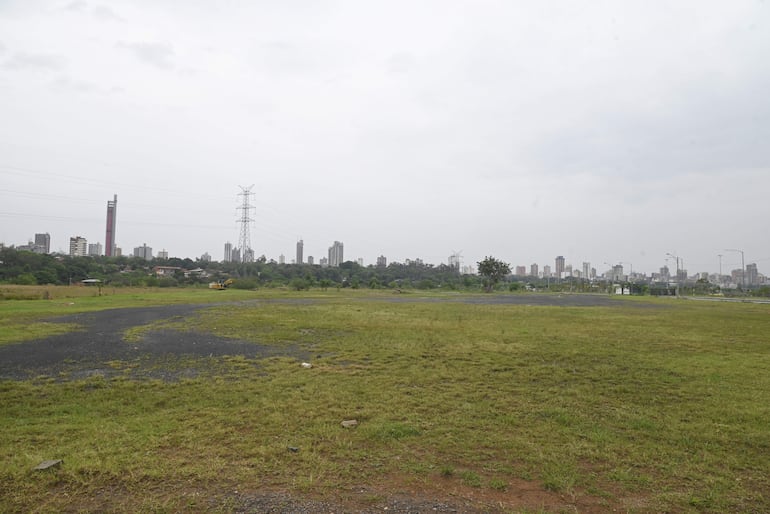 Subasta de Costanera: vista de parte de la Fracción A2, donde la Municipalidad dispuso del proyecto de construcción de viviendas sociales.