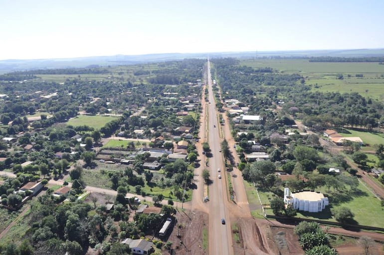 Vista aérea del casco urbano de Minga Porã.