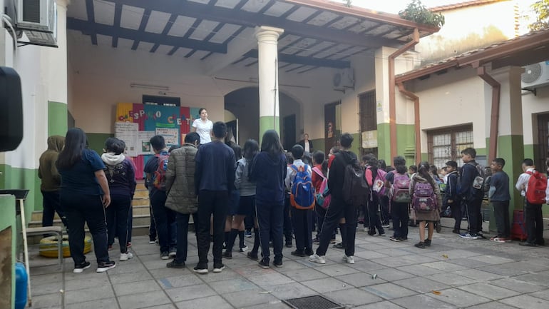 Escuela Juan Ramón Dahlquist, necesita urgente reparación.