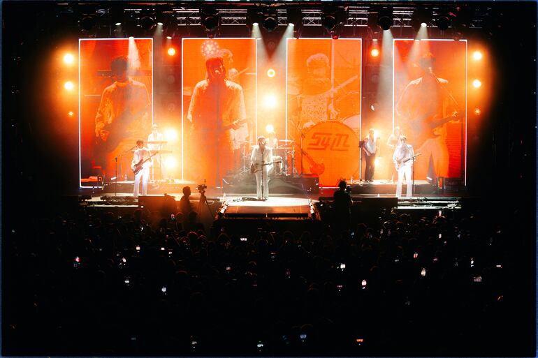 Una multitud disfrutó con ellos en el concierto en Obras, donde se desató la euforia y el disfrute.