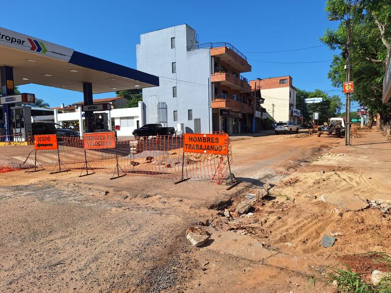 La calle Libertad y Laguna Grande es una de las calles clausadas. Otras están en estas mismas condiciones desde hace 6 meses.