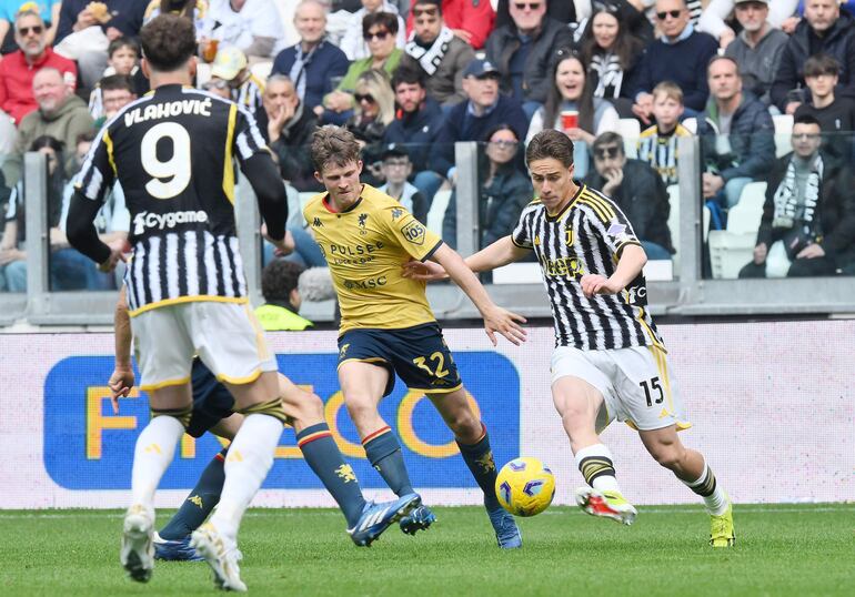 Juventus solo pudo igualar sin goles ante Genoa