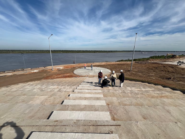 Parque lineas Costanera Sur de Asunción.