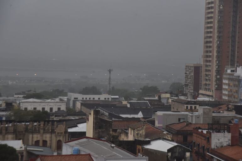 lluvia tormenta Asunción