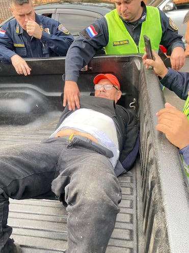 Édgar Aparicio Agüero Olmedo, al momento de su recaptura por agentes de la comisaría 1° Central de San Lorenzo.