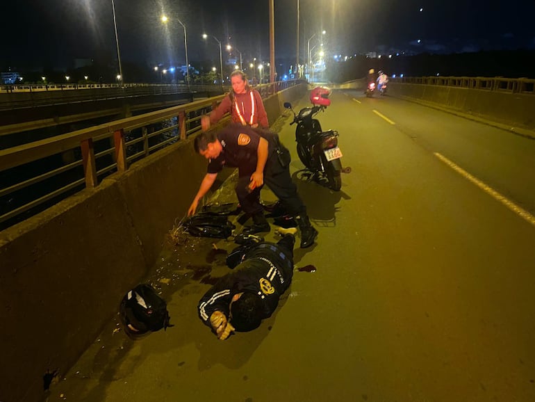 Lorenzo Ríos Velazco fue encontrado tirado en el puente Santa María de Encarnación. Después murió.