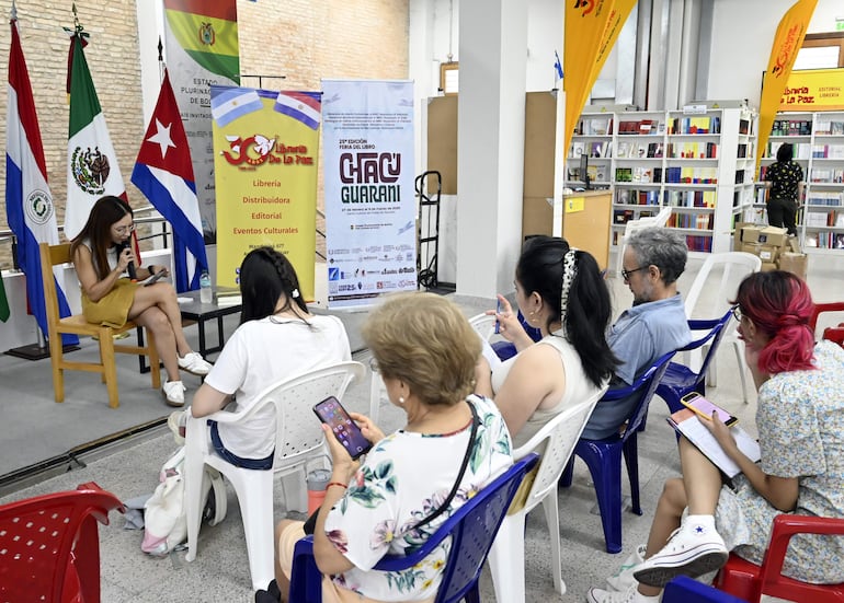 Presentaciones de libros y charlas forman parte de las actividades de la 25 Feria del Libro Chacú-Guaraní.