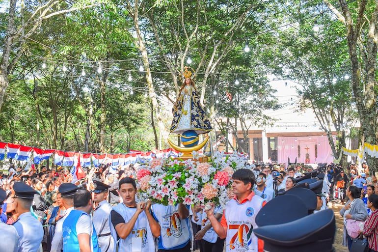 60.000 fieles llenaron el Santuario Diocesano Virgen del Paso.