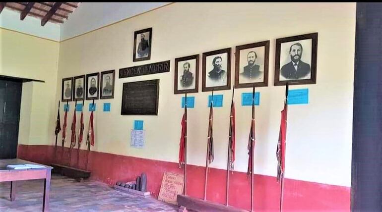 El interior del museo del Campamento Cerro León de Pirayú.