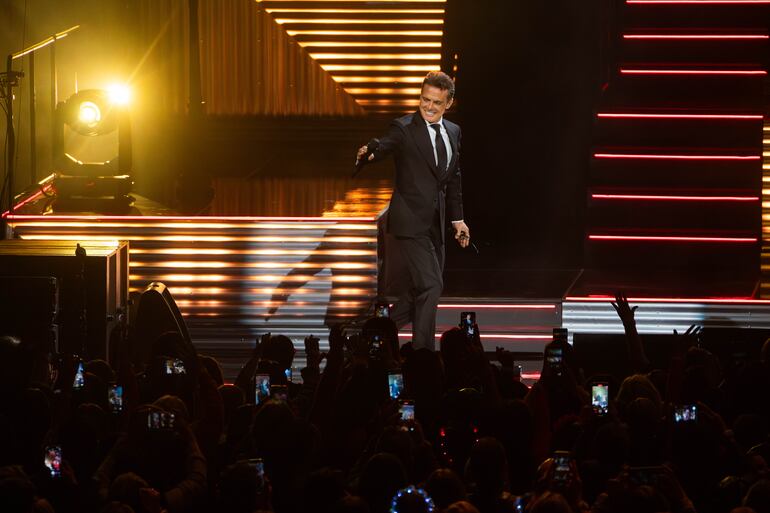 Como despedida del verano, el 20 de marzo, Luis Miguel dará un concierto en La Nueva Olla.