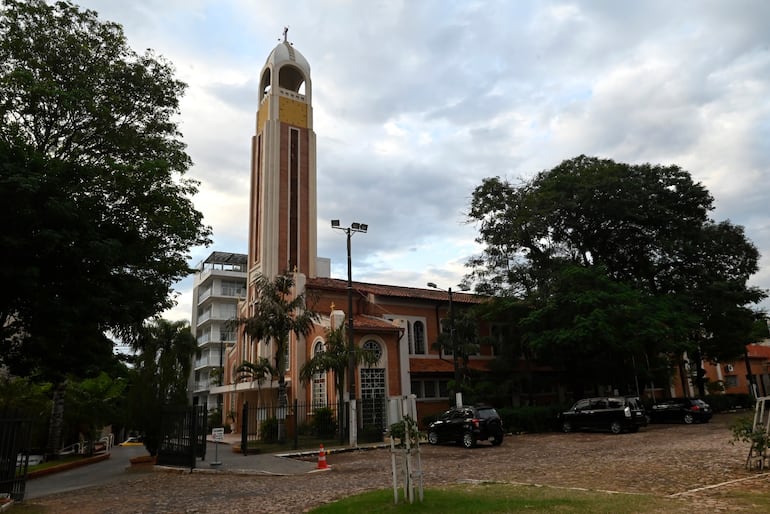 La iglesia de las Mercedes, un de los sitios mencionados en el libro "Mango" de Juan Ramírez Biedermann.