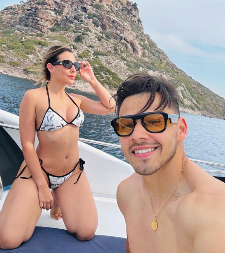 Jani González y Óscar Romero disfrutando de la costa turca. (Instagram/Jani González)