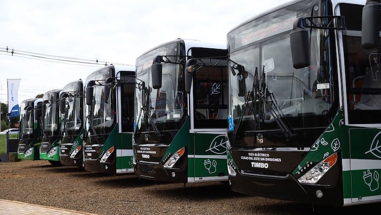 Los 20 buses eléctricos de la Municipalidad de Ciudad del Este comenzarán a circular desde el lunes.