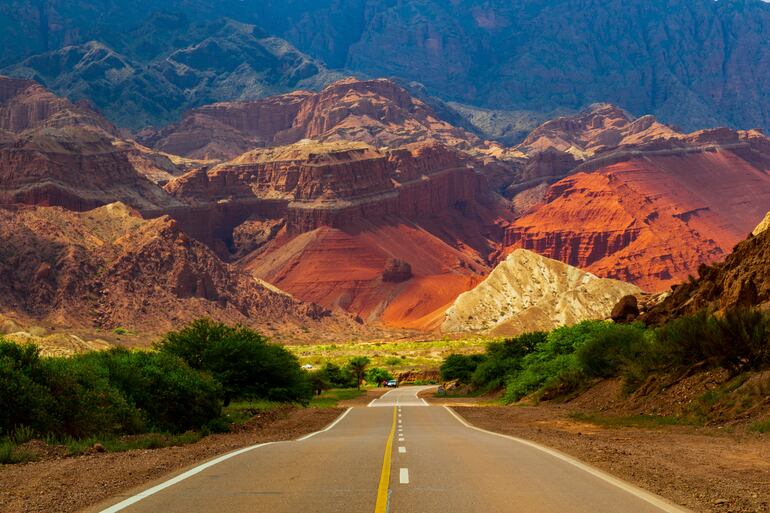 Vista panorámica de la carretera Quebrada de la Conchas, Valle de Cafayate, Argentina.