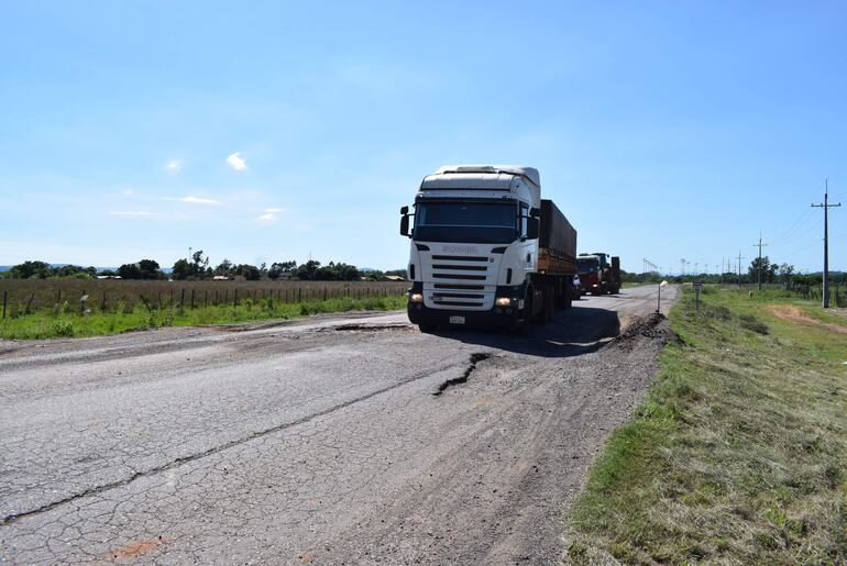 La intervención de la ruta PY01 es urgente.