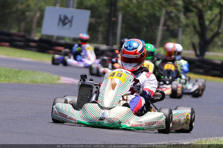 Alejandro Samaniego, en la Rotax Senior Max, cosechó otro título de campeón para su palmarés.