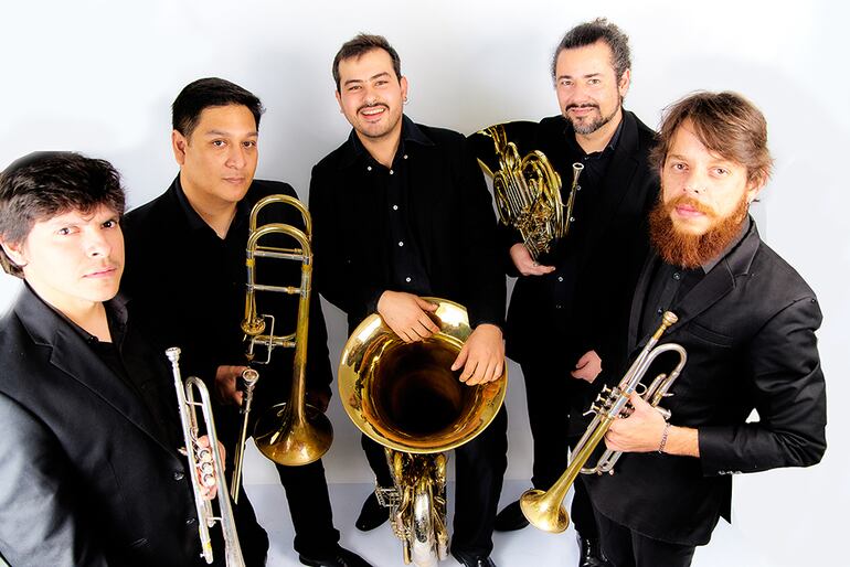 El quinteto de vientos metales Paraguay Brass.