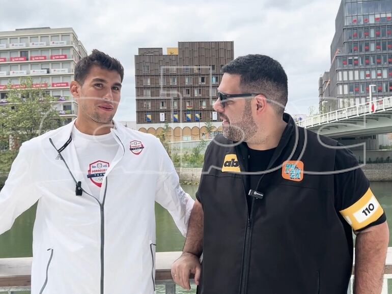 Javier Insfran, mano a mano con ABC Rolanda en París.