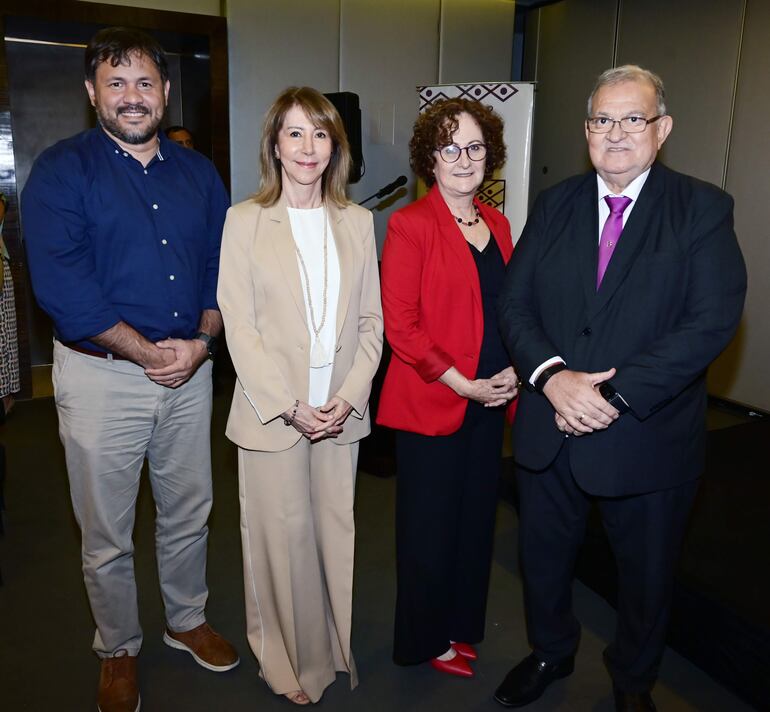 Sebastián Acha, María Jesús Bogado, Marta Ferrara y Jorge Bogarín González.