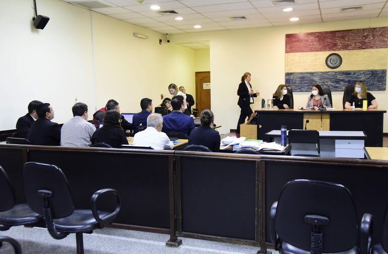 El juicio oral se extendió hasta cerca de la medianoche de ayer.