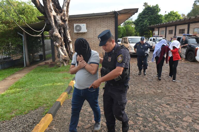 Fiscal dispone libertad de colombianos detenidos con 990.000 dólares