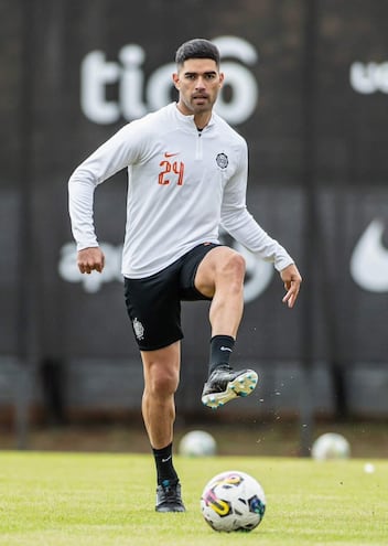 Brian Guillermo Montenegro Benítez, delantero de Olimpia.