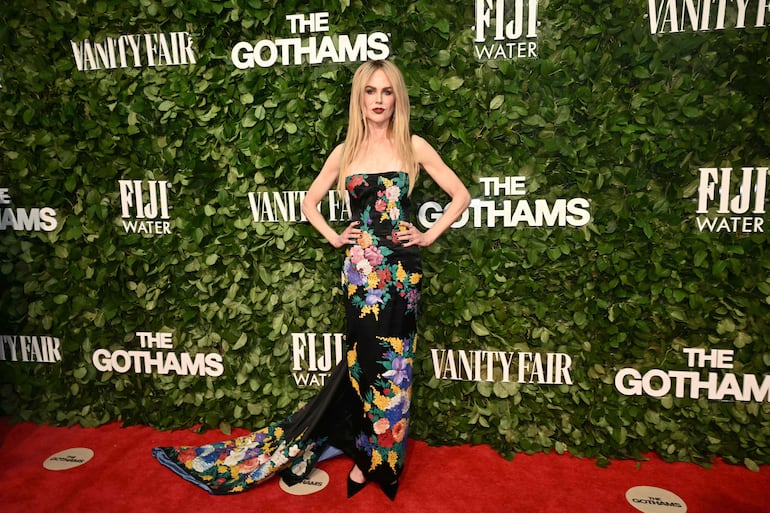 ¡Siempre diosa! La emblemática actriz Nicole Kidman en la alfombra roja de los Gotham Film Awards en Nueva York. (ANGELA WEISS / AFP)