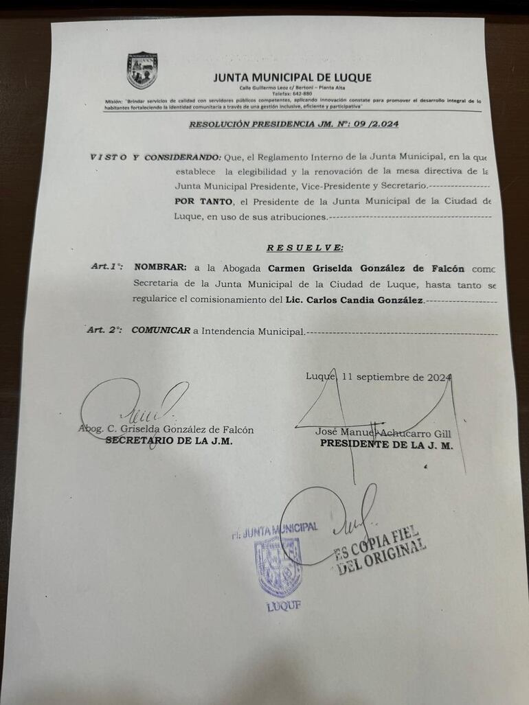 Resolución de la Junta Municipal de Luque en donde se deja en evidencia que se está buscando "regularizar el comisionamiento".