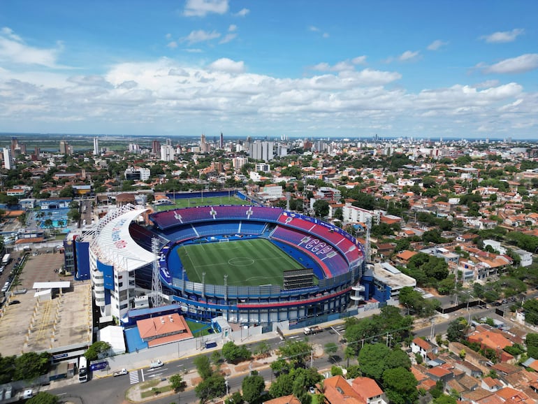 Vista aérea del estadio General Pablo Rojas, La Nueva Olla, del Club Cerro Porteño, en la ciudad de Asunción, Paraguay.