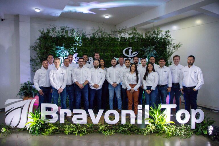 Fruto de la alianza entre Transagro y Syngenta Paraguay, se da este lanzamiento de Bravonil Top, nuevo fungicida multisitio.